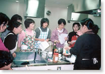 活動の様子の写真３